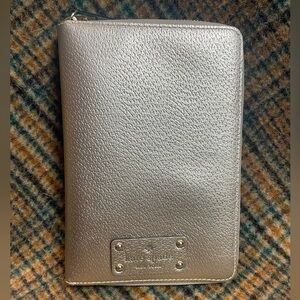 kate spade ♠️ Rose Gold Wellesley Planner Agenda